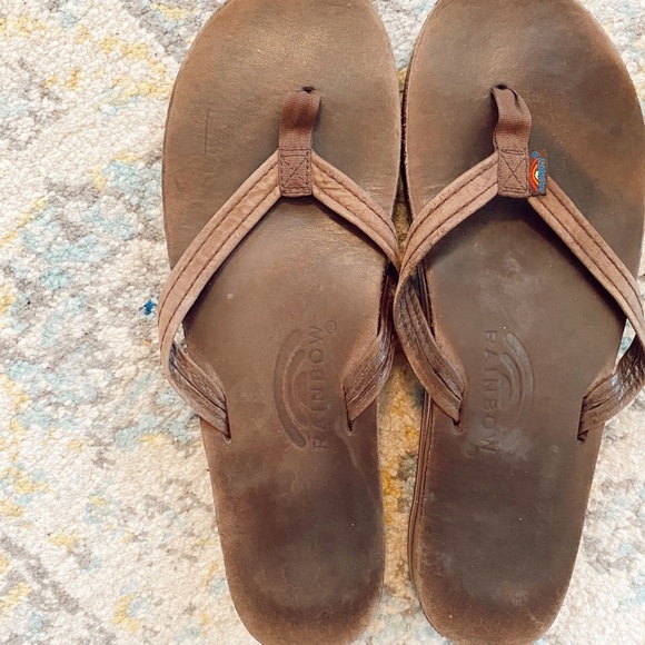 Rainbow women’s brown thin strap sandals - size 9.5 - Picture 2 of 5
